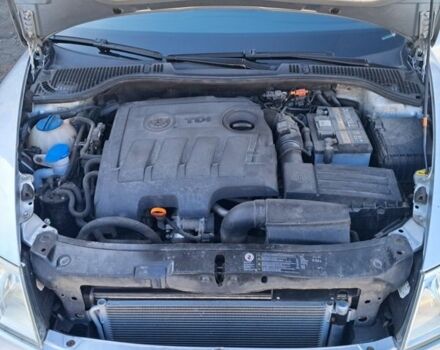 Серый Шкода Октавия, объемом двигателя 1.6 л и пробегом 252 тыс. км за 7500 $, фото 5 на Automoto.ua