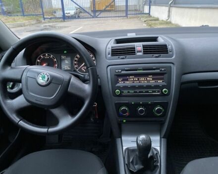 Шкода Октавия 2012 в Киеве на Automoto.ua Серый Шкода Октавия, объемом двигателя 1.6 л и пробегом 184 тыс. км за 6999 $, фото 19 на Automoto.ua