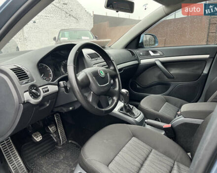 Серый Шкода Октавия, объемом двигателя 1.8 л и пробегом 280 тыс. км за 7900 $, фото 9 на Automoto.ua