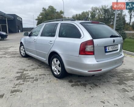 Серый Шкода Октавия, объемом двигателя 2.01 л и пробегом 222 тыс. км за 9000 $, фото 4 на Automoto.ua