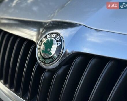 Сірий Шкода Октавія, об'ємом двигуна 1.6 л та пробігом 299 тис. км за 6450 $, фото 7 на Automoto.ua