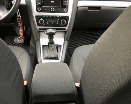 Сірий Шкода Октавія, об'ємом двигуна 2.01 л та пробігом 260 тис. км за 10300 $, фото 29 на Automoto.ua