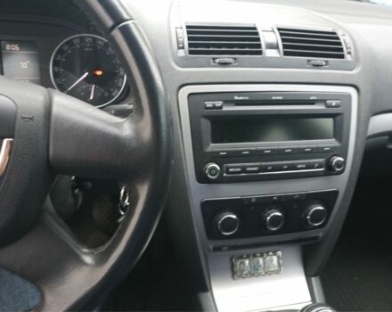 Шкода Октавия 2012 в Киеве на Automoto.ua Серый Шкода Октавия, объемом двигателя 1.6 л и пробегом 283 тыс. км за 7500 $, фото 6 на Automoto.ua