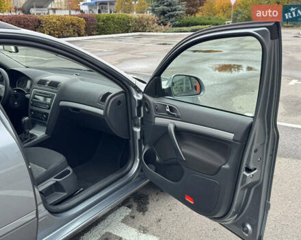 Серый Шкода Октавия, объемом двигателя 1.6 л и пробегом 213 тыс. км за 8750 $, фото 26 на Automoto.ua