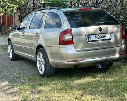 Серый Шкода Октавия, объемом двигателя 1.6 л и пробегом 350 тыс. км за 7500 $, фото 2 на Automoto.ua