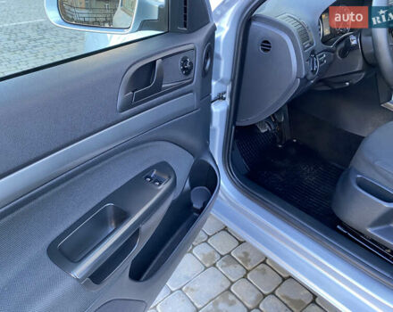 Серый Шкода Октавия, объемом двигателя 1.6 л и пробегом 225 тыс. км за 7999 $, фото 69 на Automoto.ua