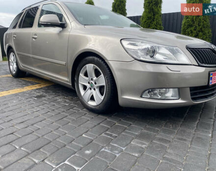 Серый Шкода Октавия, объемом двигателя 1.8 л и пробегом 241 тыс. км за 7700 $, фото 2 на Automoto.ua
