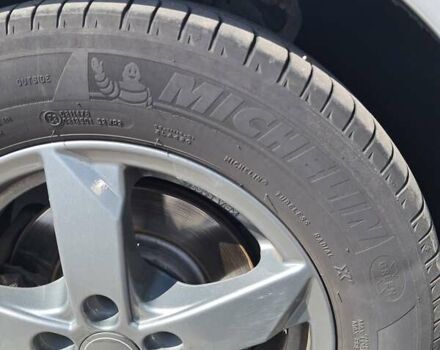 Шкода Октавия 2012 в Запорожье на Automoto.ua Серый Шкода Октавия, объемом двигателя 1.6 л и пробегом 267 тыс. км за 8200 $, фото 10 на Automoto.ua