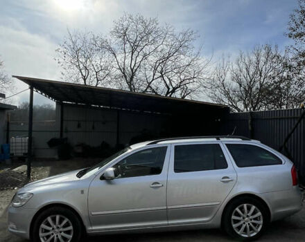 Серый Шкода Октавия, объемом двигателя 1.6 л и пробегом 308 тыс. км за 9700 $, фото 1 на Automoto.ua