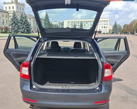 Серый Шкода Октавия, объемом двигателя 1.6 л и пробегом 260 тыс. км за 8100 $, фото 7 на Automoto.ua