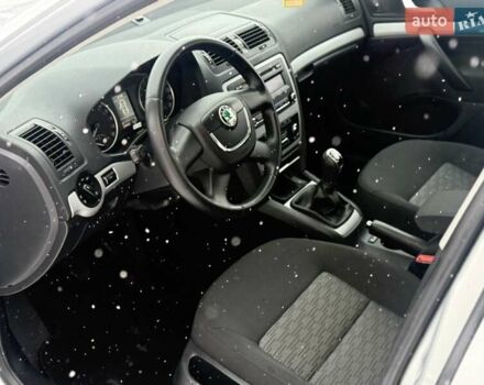 Серый Шкода Октавия, объемом двигателя 1.6 л и пробегом 220 тыс. км за 8599 $, фото 23 на Automoto.ua