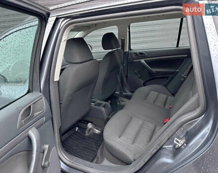 Серый Шкода Октавия, объемом двигателя 1.2 л и пробегом 220 тыс. км за 8000 $, фото 6 на Automoto.ua