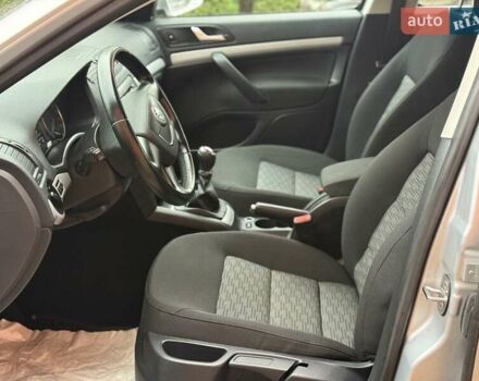 Серый Шкода Октавия, объемом двигателя 1.6 л и пробегом 219 тыс. км за 8450 $, фото 9 на Automoto.ua