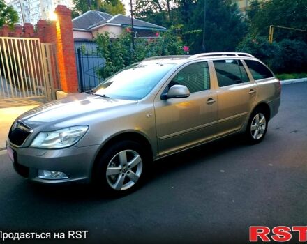 Серый Шкода Октавия, объемом двигателя 1.8 л и пробегом 176 тыс. км за 7600 $, фото 2 на Automoto.ua