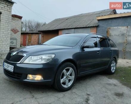 Серый Шкода Октавия, объемом двигателя 1.6 л и пробегом 210 тыс. км за 9200 $, фото 2 на Automoto.ua