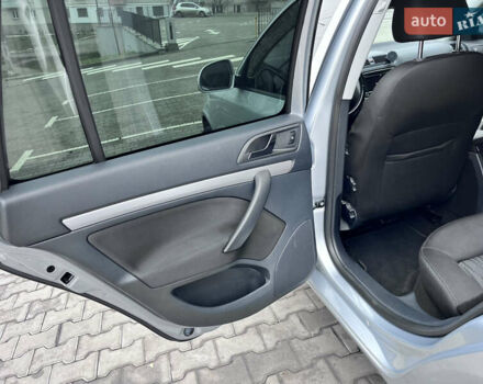 Серый Шкода Октавия, объемом двигателя 1.8 л и пробегом 217 тыс. км за 9500 $, фото 17 на Automoto.ua