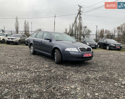 Сірий Шкода Октавія, об'ємом двигуна 1.6 л та пробігом 182 тис. км за 7900 $, фото 1 на Automoto.ua