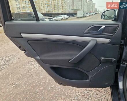 Серый Шкода Октавия, объемом двигателя 2 л и пробегом 284 тыс. км за 11450 $, фото 30 на Automoto.ua