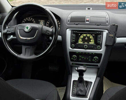 Серый Шкода Октавия, объемом двигателя 1.6 л и пробегом 280 тыс. км за 8200 $, фото 21 на Automoto.ua