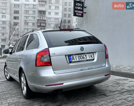 Серый Шкода Октавия, объемом двигателя 1.8 л и пробегом 217 тыс. км за 9500 $, фото 3 на Automoto.ua