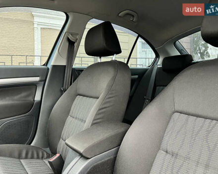 Серый Шкода Октавия, объемом двигателя 1.8 л и пробегом 280 тыс. км за 7900 $, фото 15 на Automoto.ua