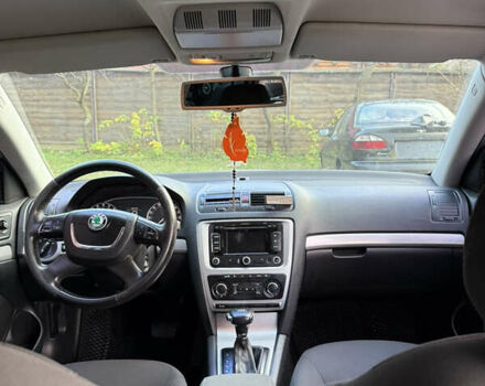 Сірий Шкода Октавія, об'ємом двигуна 1.97 л та пробігом 381 тис. км за 8000 $, фото 10 на Automoto.ua