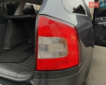 Сірий Шкода Октавія, об'ємом двигуна 1.6 л та пробігом 287 тис. км за 10000 $, фото 27 на Automoto.ua