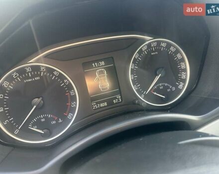 Серый Шкода Октавия, объемом двигателя 1.99 л и пробегом 257 тыс. км за 10600 $, фото 11 на Automoto.ua