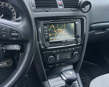 Серый Шкода Октавия, объемом двигателя 1.97 л и пробегом 282 тыс. км за 11700 $, фото 71 на Automoto.ua