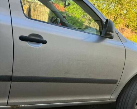 Серый Шкода Октавия, объемом двигателя 1.6 л и пробегом 230 тыс. км за 5700 $, фото 3 на Automoto.ua