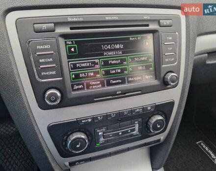 Серый Шкода Октавия, объемом двигателя 2 л и пробегом 284 тыс. км за 11450 $, фото 45 на Automoto.ua