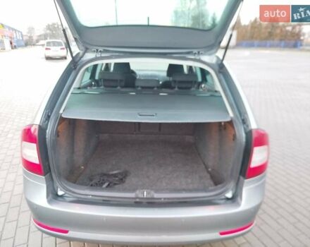 Серый Шкода Октавия, объемом двигателя 1.4 л и пробегом 206 тыс. км за 6800 $, фото 7 на Automoto.ua