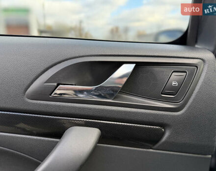 Серый Шкода Октавия, объемом двигателя 1.97 л и пробегом 270 тыс. км за 11100 $, фото 51 на Automoto.ua