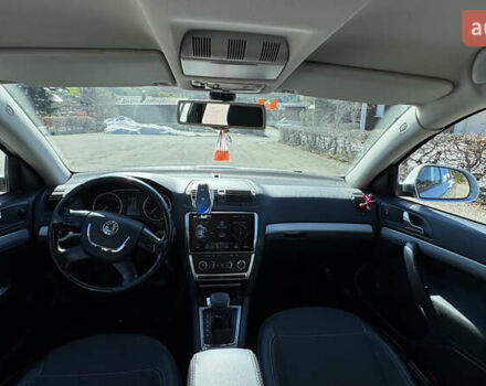 Серый Шкода Октавия, объемом двигателя 1.6 л и пробегом 287 тыс. км за 8400 $, фото 9 на Automoto.ua