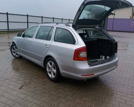 Серый Шкода Октавия, объемом двигателя 1.99 л и пробегом 260 тыс. км за 8000 $, фото 4 на Automoto.ua
