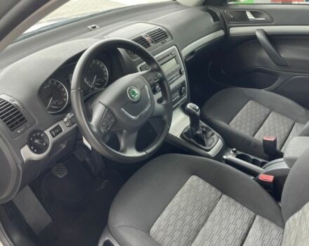 Серый Шкода Октавия, объемом двигателя 0 л и пробегом 238 тыс. км за 8650 $, фото 6 на Automoto.ua