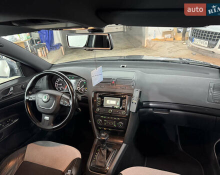 Сірий Шкода Октавія, об'ємом двигуна 2 л та пробігом 270 тис. км за 12000 $, фото 55 на Automoto.ua