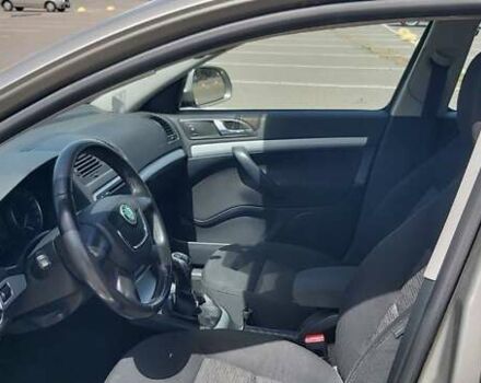 Серый Шкода Октавия, объемом двигателя 1.6 л и пробегом 270 тыс. км за 9100 $, фото 18 на Automoto.ua