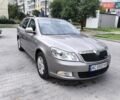 Серый Шкода Октавия, объемом двигателя 1.6 л и пробегом 239 тыс. км за 8650 $, фото 1 на Automoto.ua