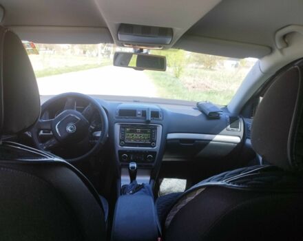 Шкода Октавія 2012 у Костополе на Automoto.ua Сірий Шкода Октавія, об'ємом двигуна 1.6 л та пробігом 248 тис. км за 9300 $, фото 5 на Automoto.ua