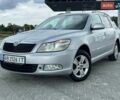 Серый Шкода Октавия, объемом двигателя 2 л и пробегом 335 тыс. км за 8800 $, фото 1 на Automoto.ua