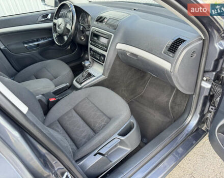 Сірий Шкода Октавія, об'ємом двигуна 1.8 л та пробігом 173 тис. км за 9350 $, фото 11 на Automoto.ua