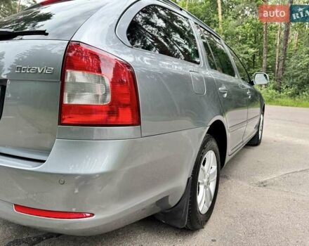 Шкода Октавия 2012 в Житомире на Automoto.ua Серый Шкода Октавия, объемом двигателя 1.6 л и пробегом 210 тыс. км за 8400 $, фото 8 на Automoto.ua