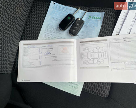 Серый Шкода Октавия, объемом двигателя 1.8 л и пробегом 241 тыс. км за 7700 $, фото 79 на Automoto.ua