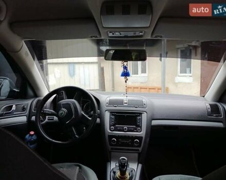 Серый Шкода Октавия, объемом двигателя 1.6 л и пробегом 312 тыс. км за 7600 $, фото 5 на Automoto.ua