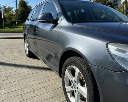 Серый Шкода Октавия, объемом двигателя 1.97 л и пробегом 321 тыс. км за 9500 $, фото 6 на Automoto.ua