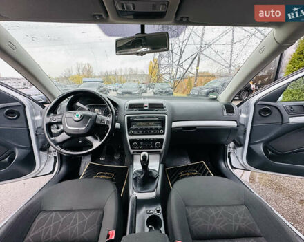 Сірий Шкода Октавія, об'ємом двигуна 1.39 л та пробігом 201 тис. км за 8200 $, фото 19 на Automoto.ua