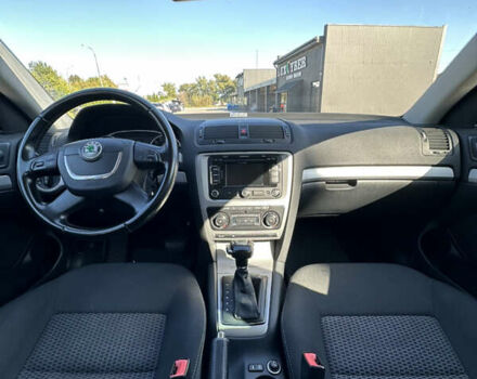 Серый Шкода Октавия, объемом двигателя 1.97 л и пробегом 321 тыс. км за 9500 $, фото 10 на Automoto.ua