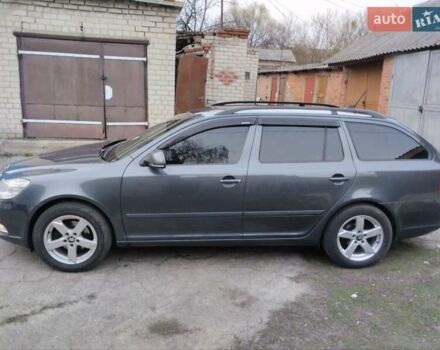 Серый Шкода Октавия, объемом двигателя 1.6 л и пробегом 210 тыс. км за 9200 $, фото 1 на Automoto.ua