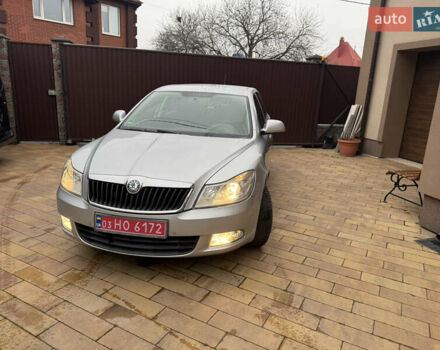Серый Шкода Октавия, объемом двигателя 1.6 л и пробегом 205 тыс. км за 9600 $, фото 3 на Automoto.ua